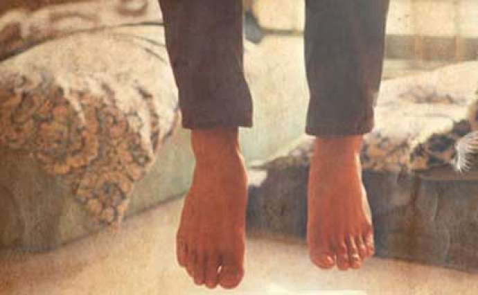 22 yaşlı oğlan intihar etdi