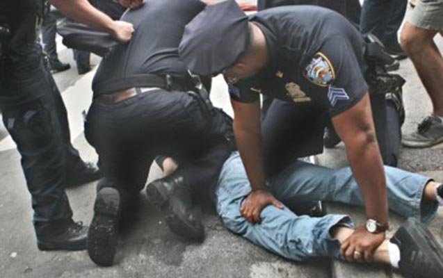 ABŞ-da polis 13 yaşlı oğlanı güllələdi