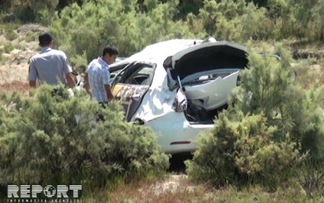 “Opel” dərəyə aşıb, sürücü öldü