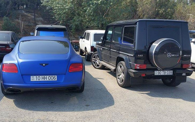Bakının ən bahalı n&ouml;mrəli brend maşınları &ldquo;ştrafnoy&rdquo;da - Fotolar