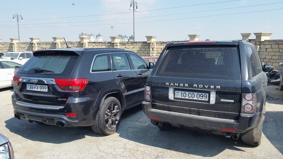 Bakının ən bahalı n&ouml;mrəli brend maşınları &ldquo;ştrafnoy&rdquo;da - Fotolar