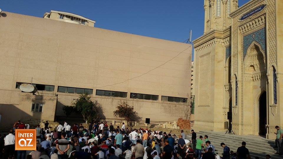 Bakıda bayram namazı  -  Foto