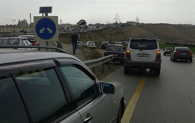 Onları da şəhərə buraxmadılar  -  Foto