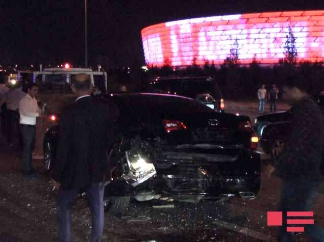 Bakıda 3 maşın toqquşdu - 3 nəfər yaralandı+Foto