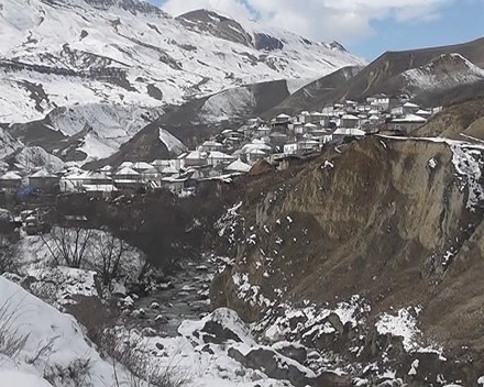 Azərbaycanda g&uuml;cl&uuml; qar  -  Fotolar