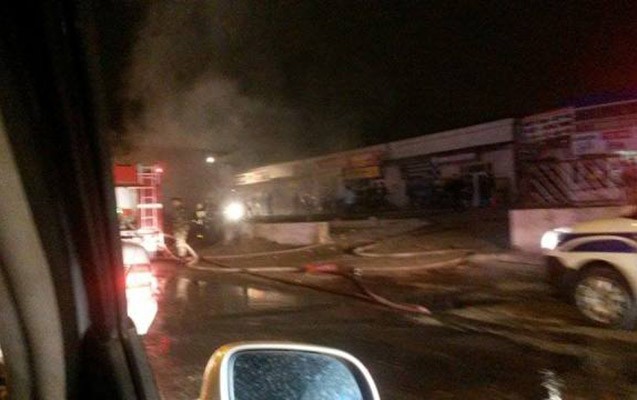  Bakıda maşın bazarı yandı  -  Fotolar