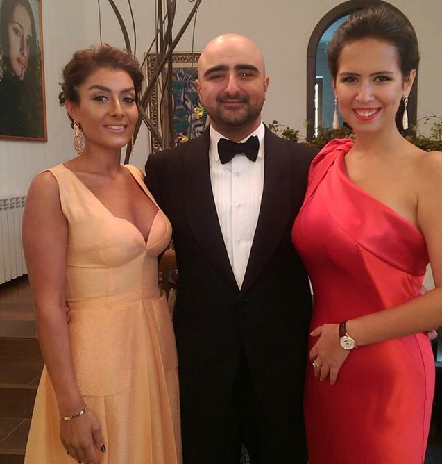 Daha bir azərbaycanlı nazir qızına toy edir - Fotolar Daha bir azərbaycanlı nazir qızına toy edir - Fotolar