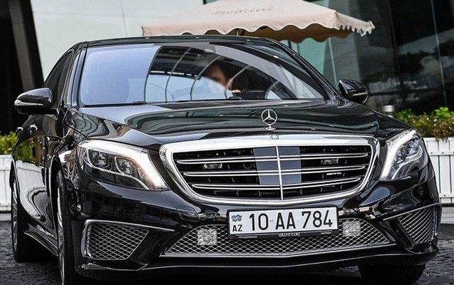 Bakı küçələrindəki milyonluq maşınlar kimindi? -  Fotolar