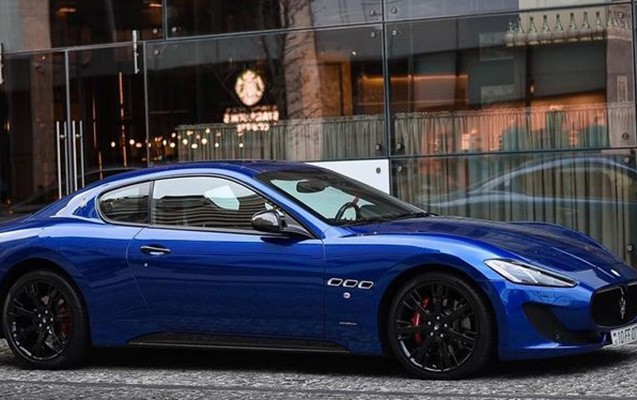 Bakı küçələrindəki milyonluq maşınlar kimindi? -  Fotolar