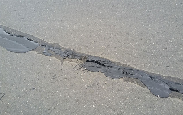 Sumqayıt yolu ikiyə bölündü  -  Fotolar