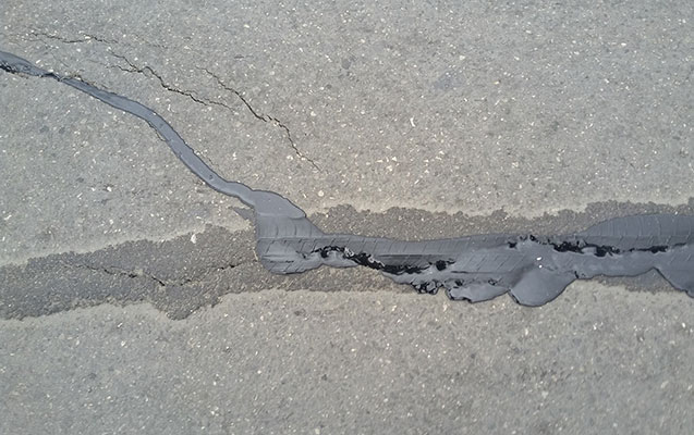 Sumqayıt yolu ikiyə bölündü  -  Fotolar