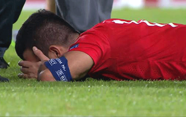 Arda Turan ağladı -  Fotolar