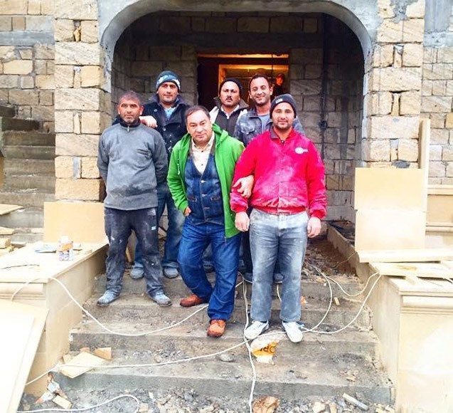 Əlikram yeni villa tikdirir - Fotolar