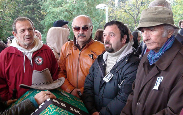 Aktyorun dəfn mərasimindən - Fotolar