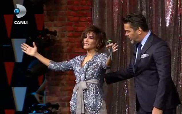 R&ouml;ya &ldquo;Beyaz Show&rdquo;da - Fotolar