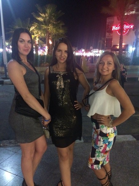 Təyyarə qəzasında &ouml;lənlərin son - Fotoları...