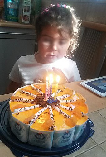 Təyyarə qəzasında &ouml;lənlərin son - Fotoları...