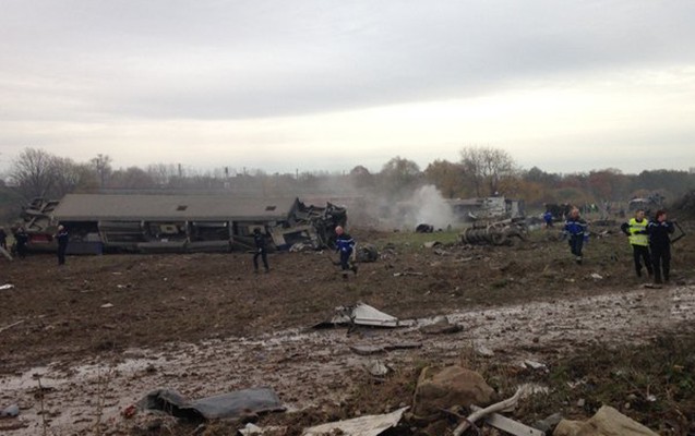 Fransada daha bir faciə -  5 &ouml;l&uuml;, 60 yaralı +Foto+Video