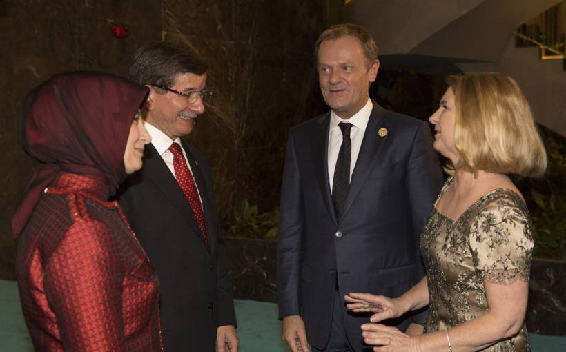 İlham Əliyevlə ailəsi Davudoğlu ilə görüşdü -  Fotolar