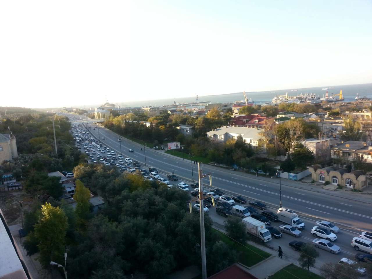 Bakıda b&ouml;y&uuml;k tıxac - Foto