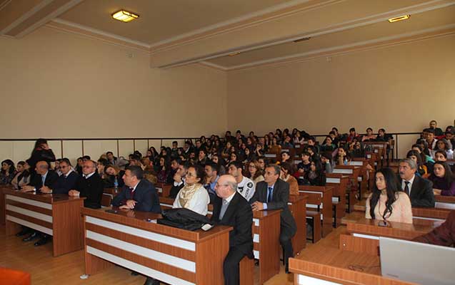 ABŞ-ın Elmi Hesablamalar Mərkəzinin direktoru BDU-da ABŞ-ın Elmi Hesablamalar Mərkəzinin direktoru BDU-da