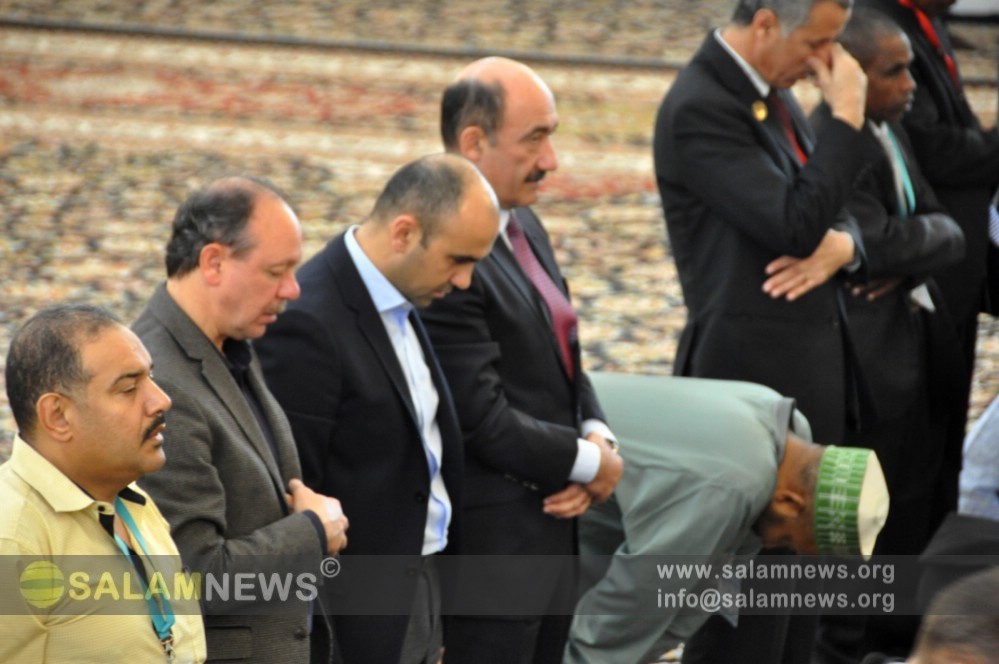 Əbülfəs Qarayev namaz qıldı  -  Fotolar