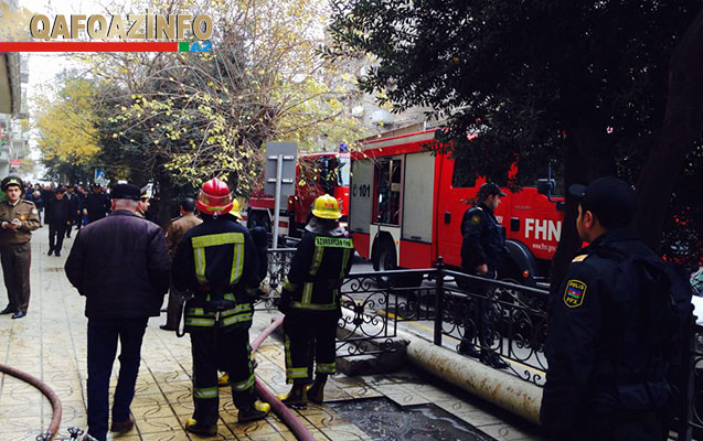 Nərimanov Məhkəməsi boşaldıldı -  Yanğın var+Fotolar