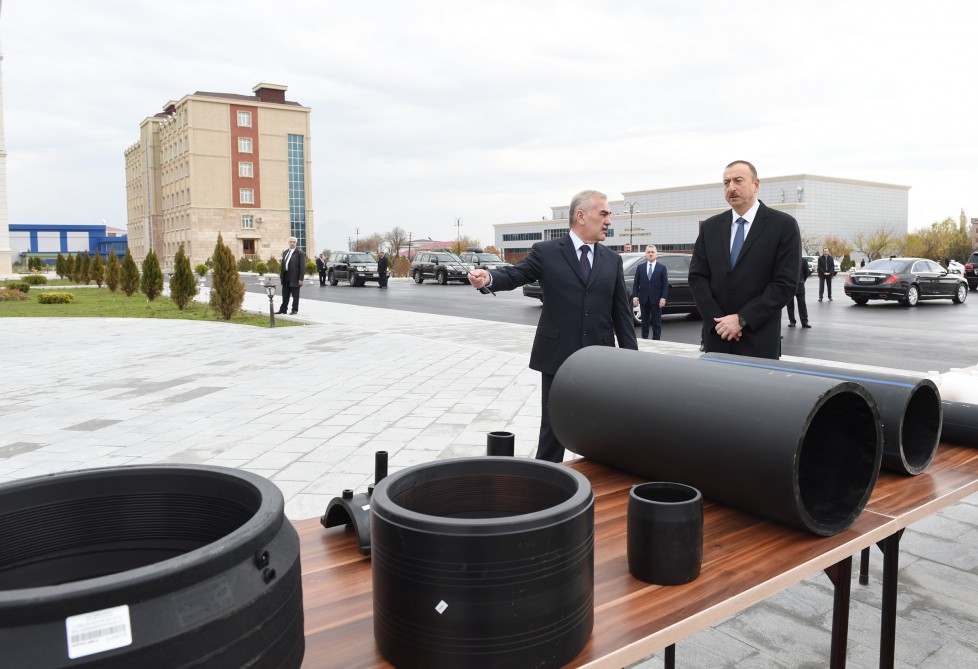 Prezident və Vasif Talıbov d&uuml;yməni basdı - Fotolar