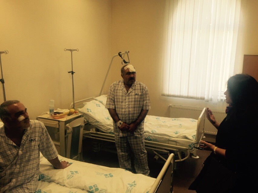 Ruhi yaralı neftçilərə baş çəkdi -  Fotolar