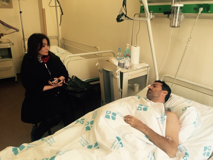 Ruhi yaralı neftçilərə baş çəkdi -  Fotolar