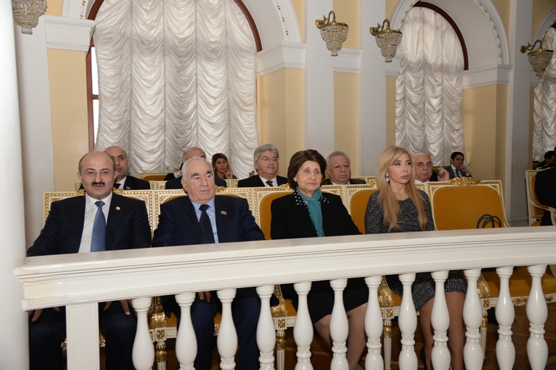 İcra Hakimiyyəti anım tədbiri keçirdi