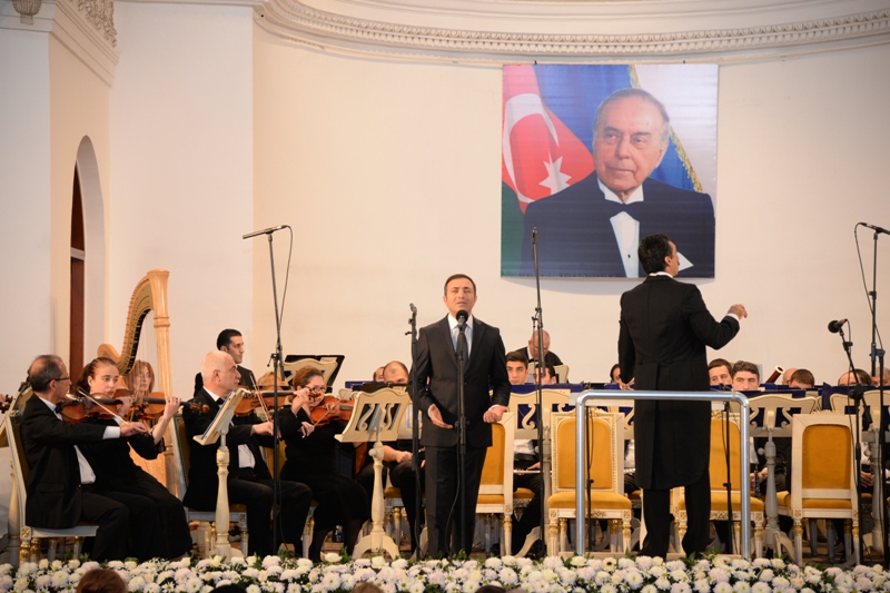İcra Hakimiyyəti anım tədbiri keçirdi