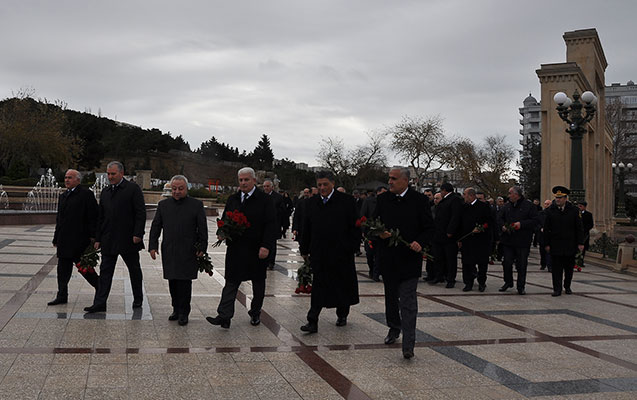  İcra Hakimiyyətində anım mərasimi ke&ccedil;irildi - Fotolar