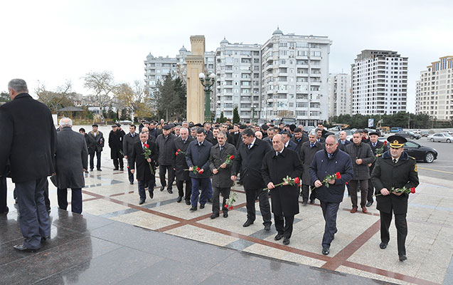  İcra Hakimiyyətində anım mərasimi ke&ccedil;irildi - Fotolar