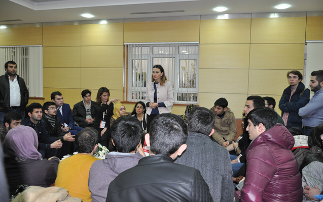 Qənirə Paşayevadan tələbələrə &ccedil;ağırış