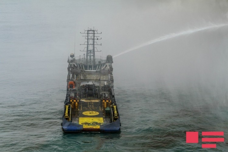 "Günəşli"dəki yanğın hələ sönməyib -  Fotolar