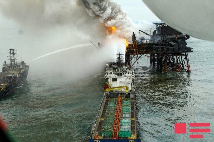 "Günəşli"dəki yanğın hələ sönməyib -  Fotolar