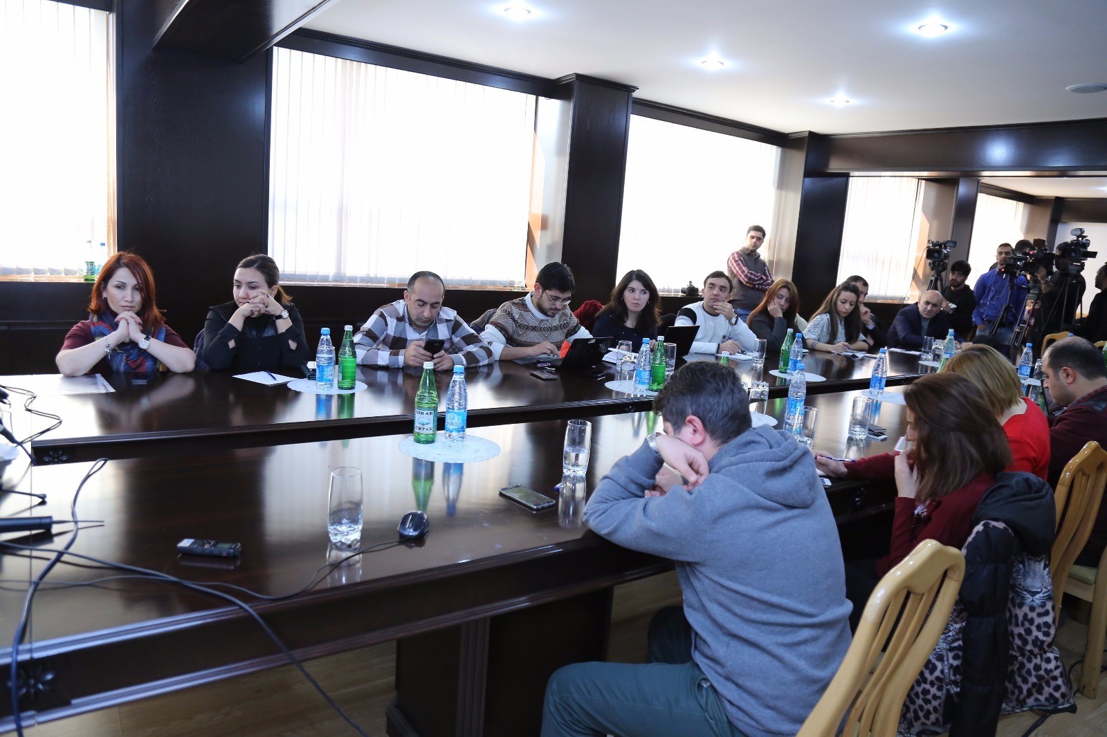 Nazirlikdə “Günəşli” ilə bağlı toplantı  -  “Ajiotaj yaradırlar”