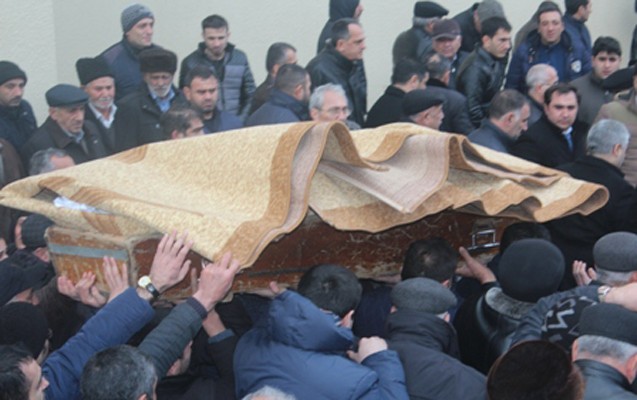 Meyiti oğlunun ad g&uuml;n&uuml;ndə tapılıbmış... - Fotolar
