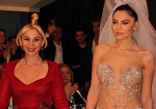 G&uuml;naydan 18+ gəlinlik... - Fotolar