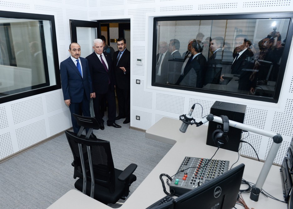 Xəzər TV-nin yeni binası - Prezident köməkçisi açılışda+Fotolar