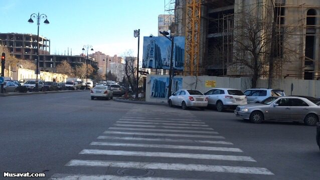 Bu yol insan həyatı &uuml;&ccedil;&uuml;n təhl&uuml;kəlidir  -  Bakıda