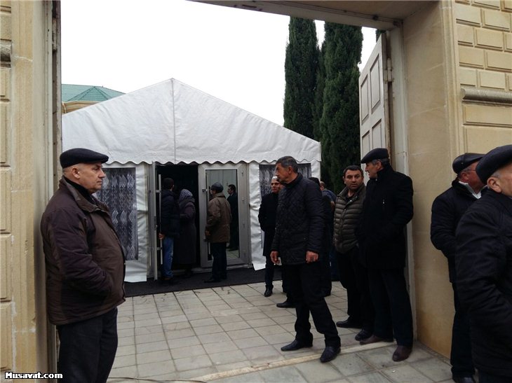 &ldquo;Bizə vəsiyyət edib getdi...&rdquo; - Zəlimxan Yaqubun oğlu