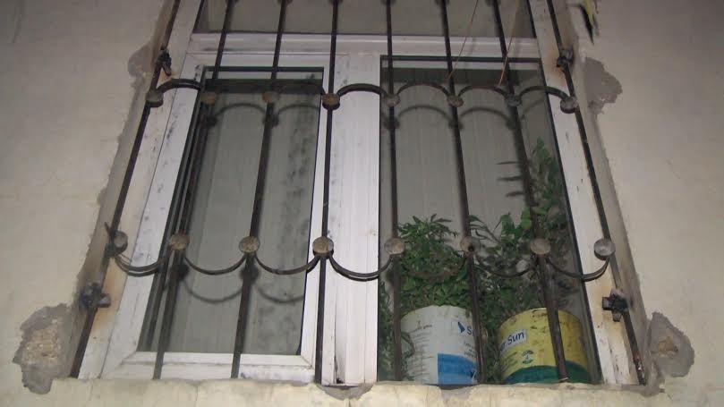 Bakıda po&ccedil;t ş&ouml;bəsi qarət edildi - Fotolar