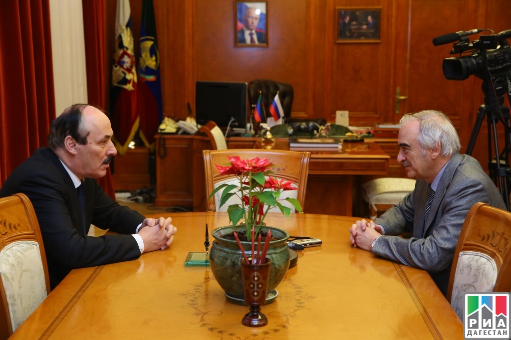 Prezident Polad Bülbüloğlunu aeroportda qarşıladı -  Foto