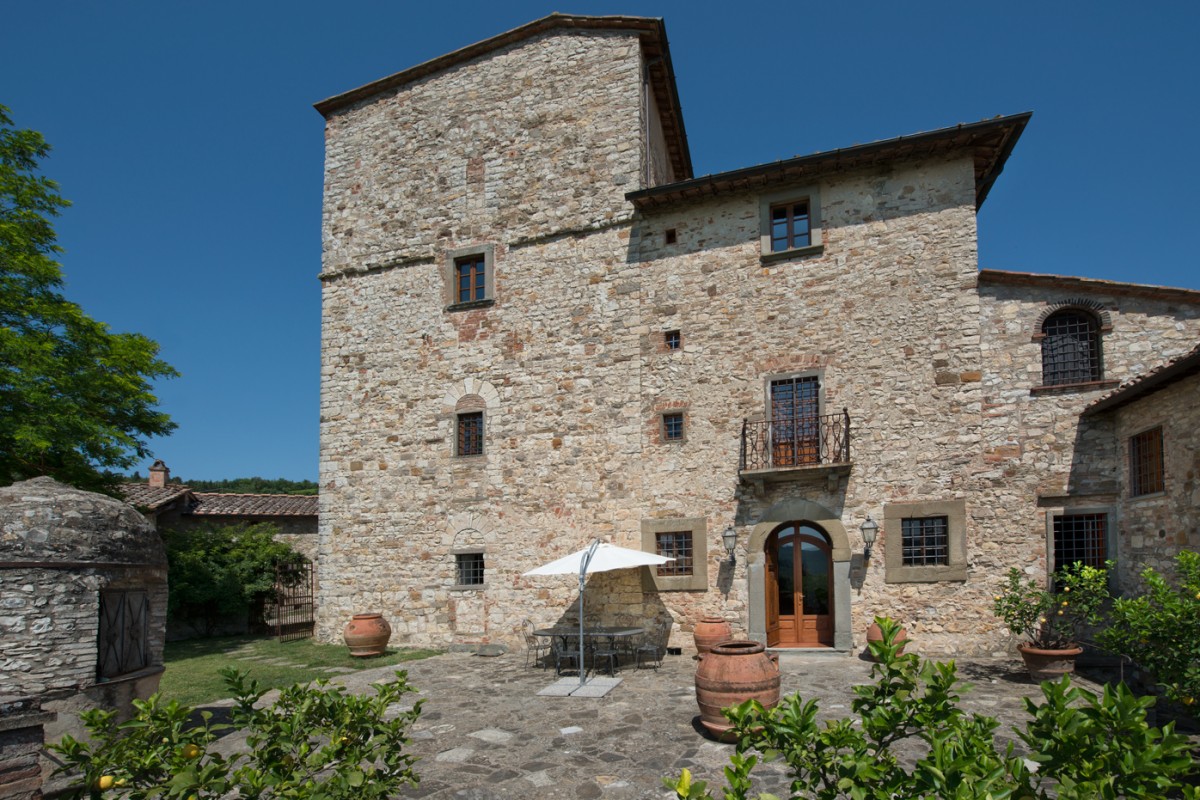 Məşhur rəssamın evi satışa &ccedil;ıxarıldı - Fotolar