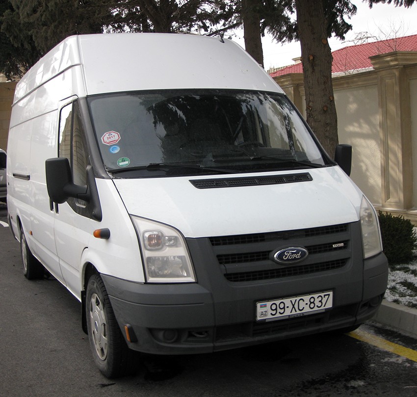 Bakıda qidaya yararsız 1 tondan &ccedil;ox ət zərərsizləşdirildi - Fotolar