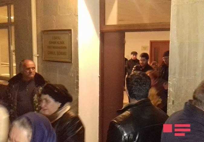 Bakıda iki uşaq anası doğuşdan sonra &ouml;ld&uuml; - Foto