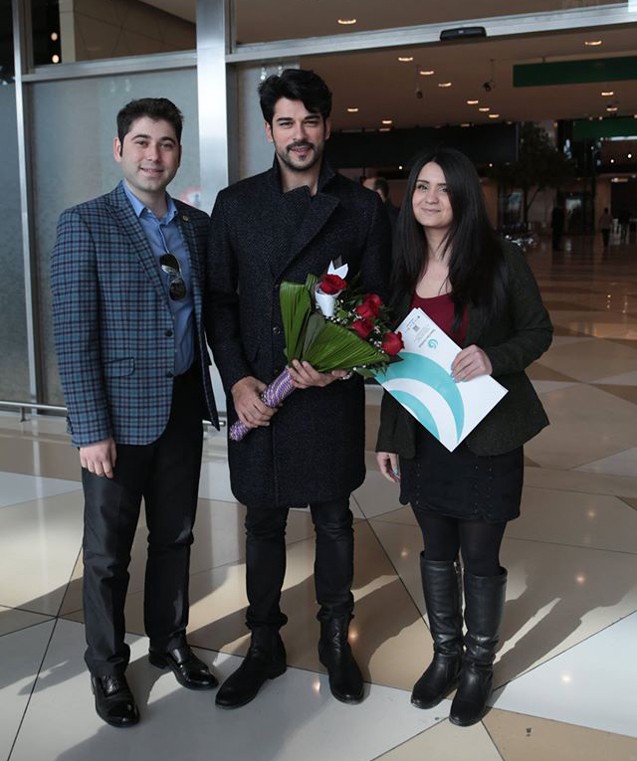 Burak &Ouml;z&ccedil;ivit Bakıda - Fotolar