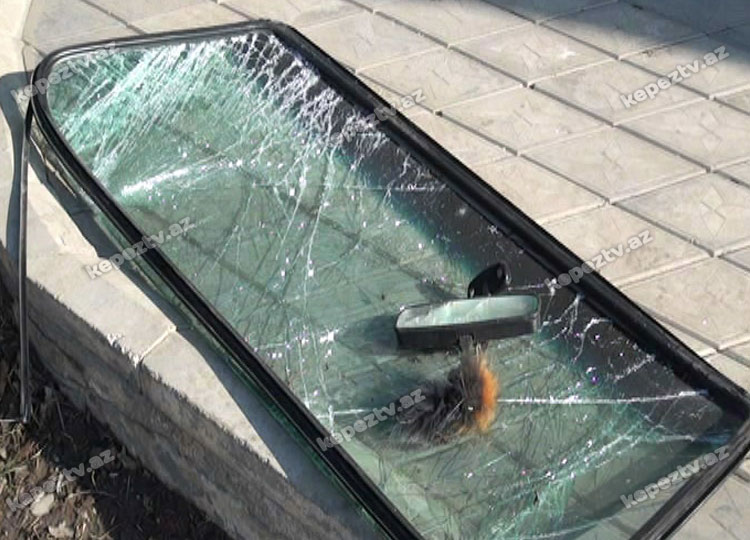 Qazaxda ağır qəza - 2 &ouml;l&uuml;, 3 yaralı+Foto